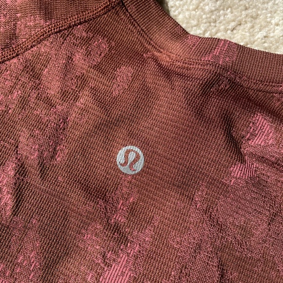 Lululemon Swiftly Tech Long Sleeve - Picture 3 of 3
